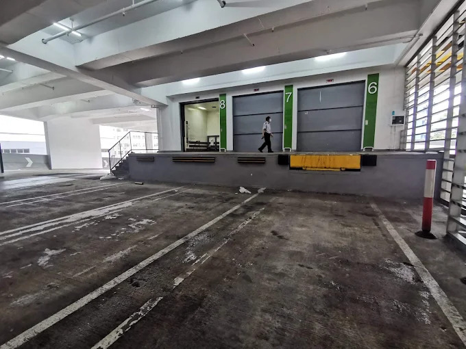 Loading dock